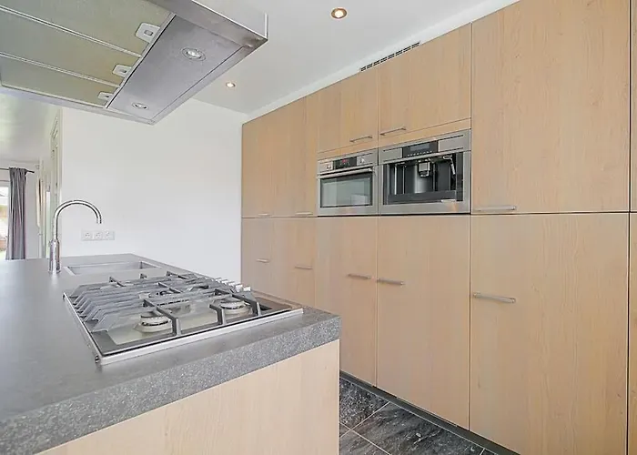 Duyngans - Aan Zee Юлианадорп